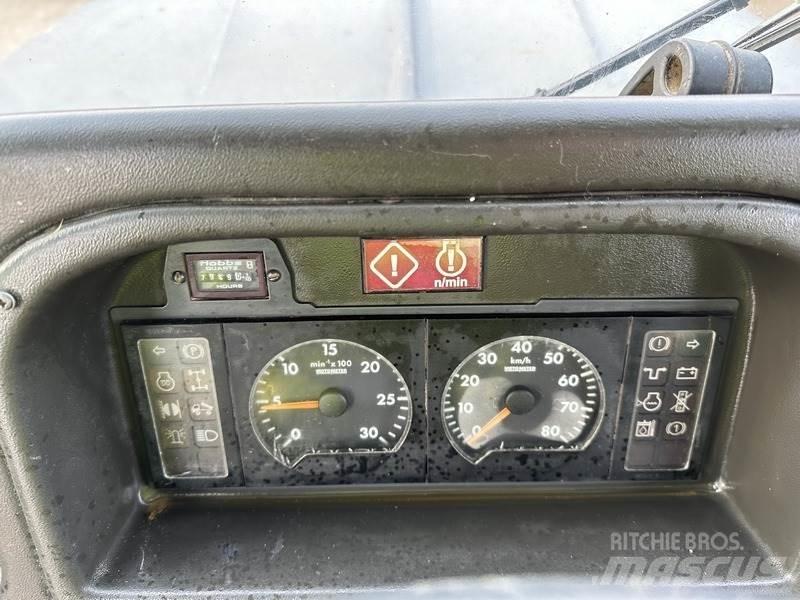 Bell B25C Dumper - Knickgelenk