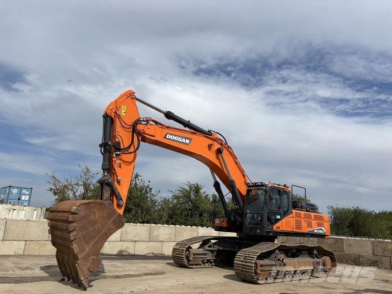 Doosan DX530LC-7 Raupenbagger