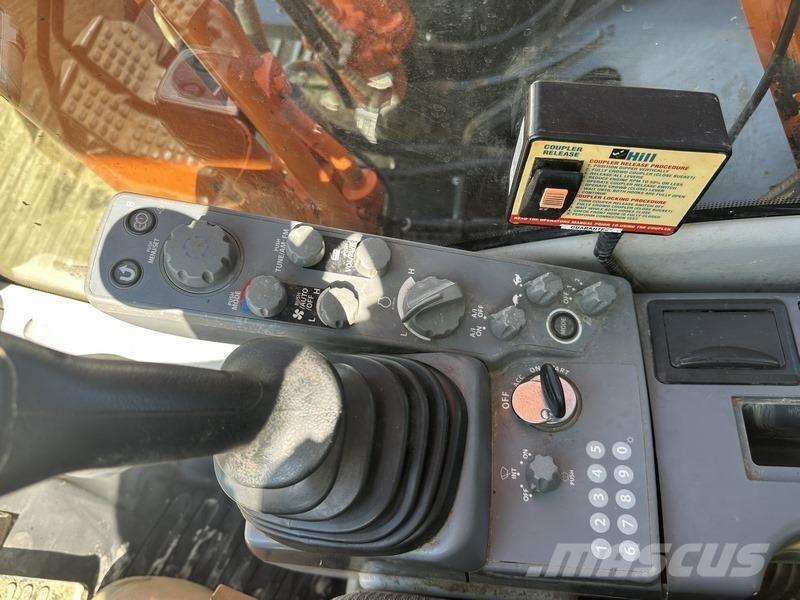 Hitachi ZX210LC-6 Raupenbagger