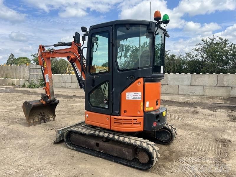 Hitachi ZX26U-5A CR Raupenbagger