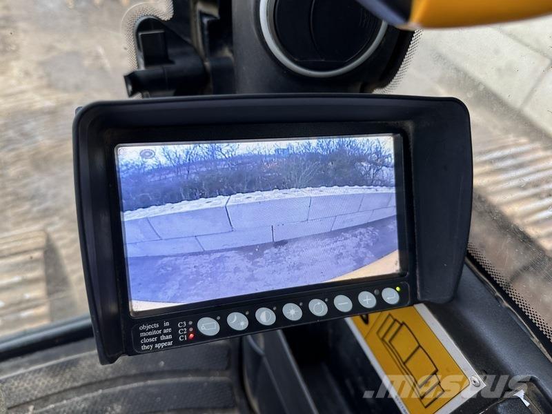 JCB JS370 LC T4 Raupenbagger