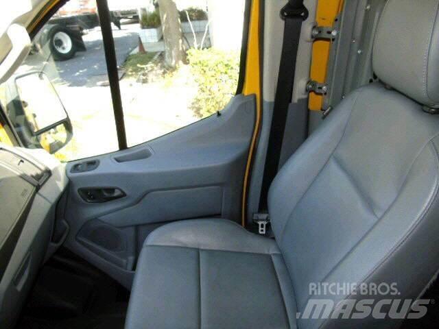 Ford TRANSIT 250 CAR Kofferaufbau