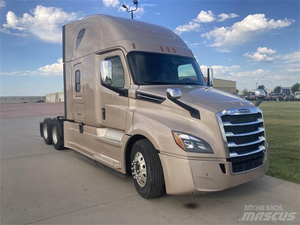 Freightliner  Sattelzugmaschinen