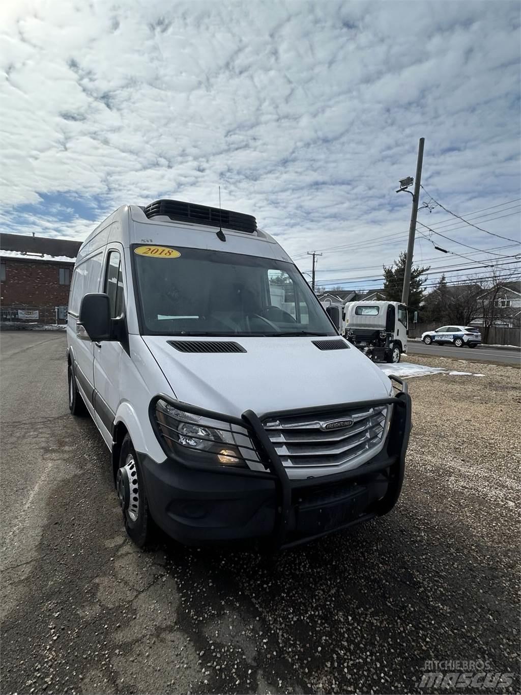 Freightliner sprinter Kofferaufbau
