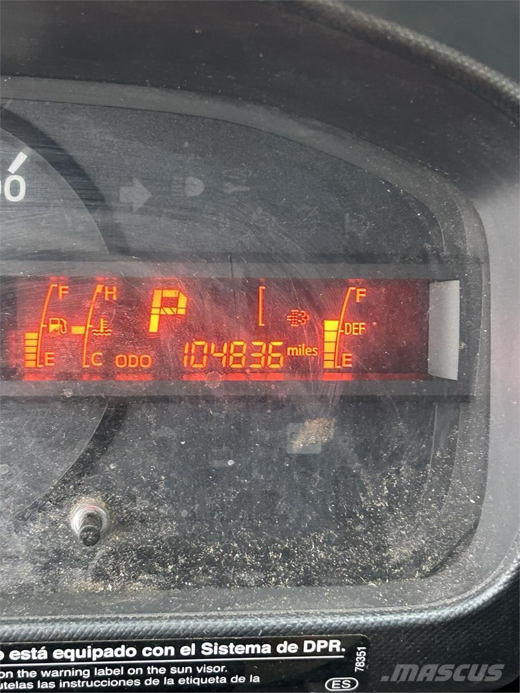 Hino 195 Kofferaufbau