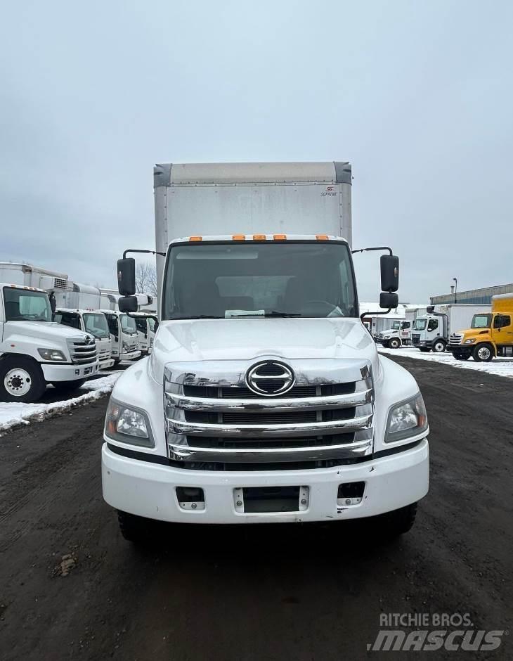 Hino 268 Kofferaufbau