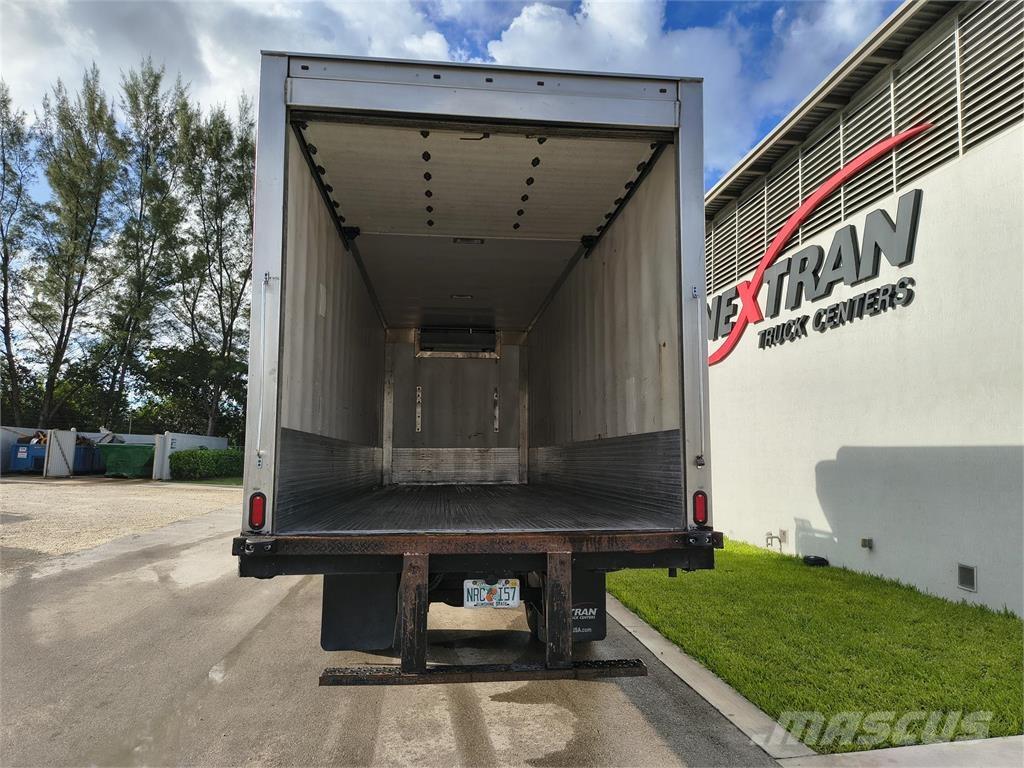 Hino 268A Kofferaufbau