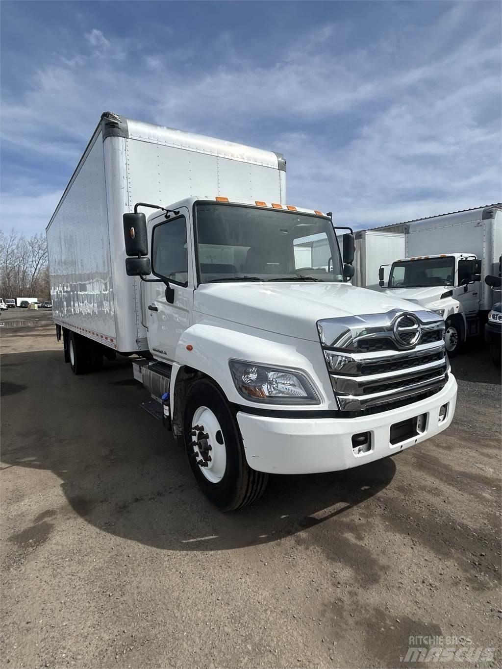 Hino L6 Kofferaufbau