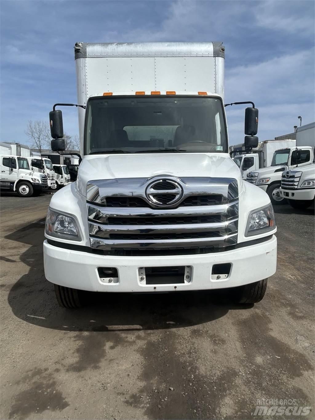 Hino L6 Kofferaufbau