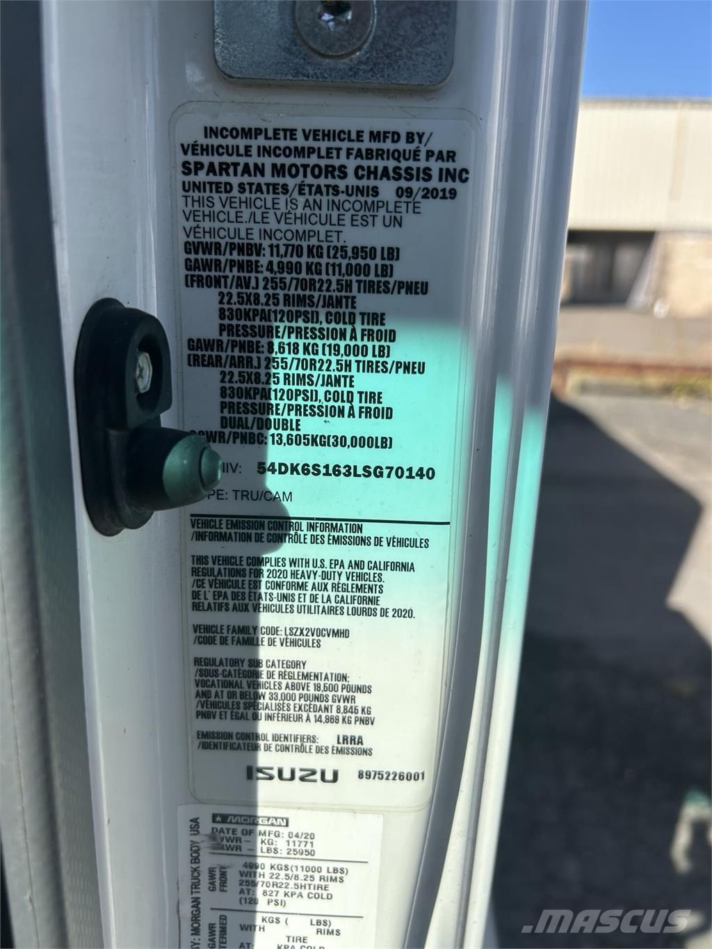 Isuzu FTR Kofferaufbau