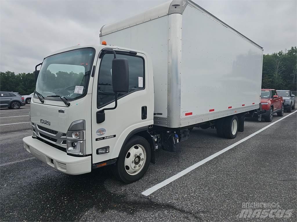 Isuzu NPR Kofferaufbau