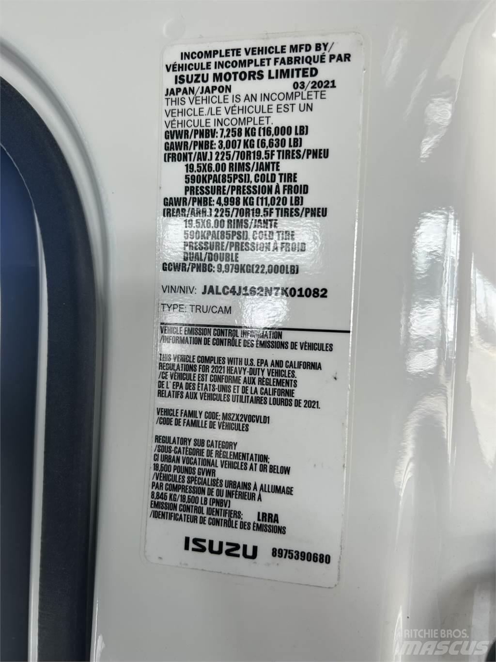 Isuzu NPR XD DC Kofferaufbau
