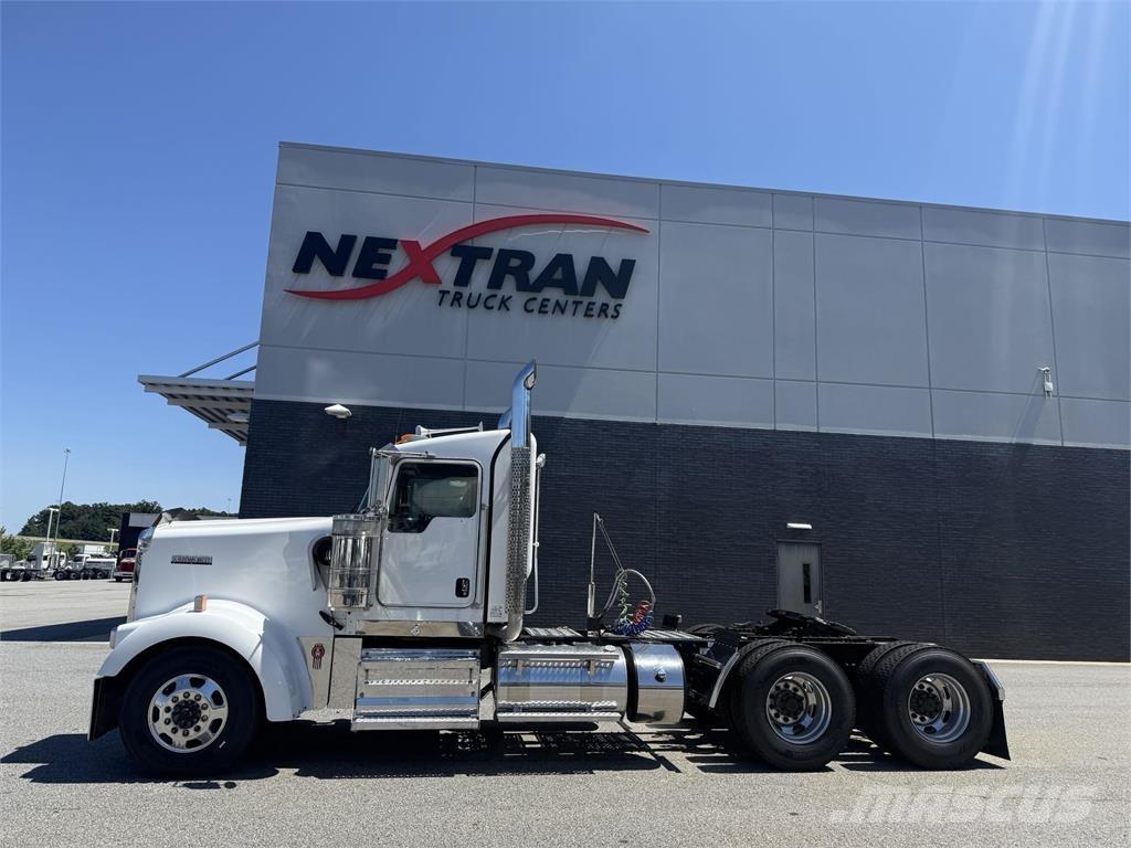Kenworth W900 Sattelzugmaschinen