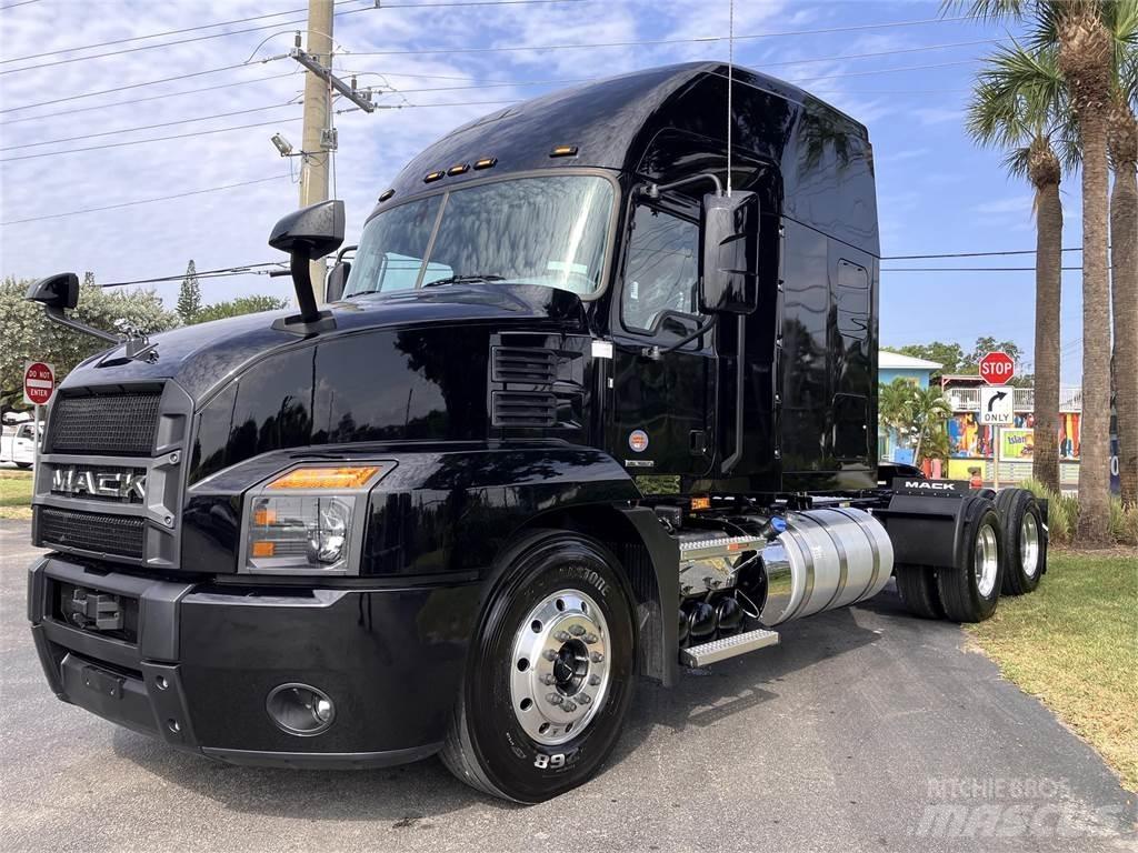Mack AN64T Sattelzugmaschinen