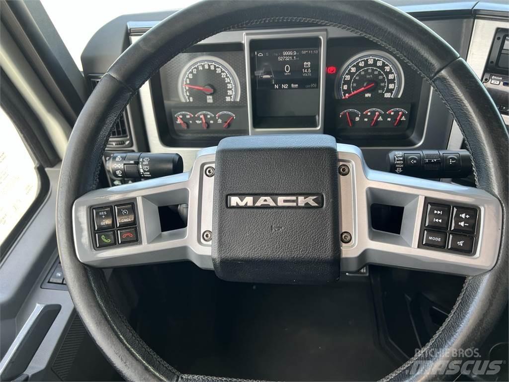 Mack AN64T Sattelzugmaschinen