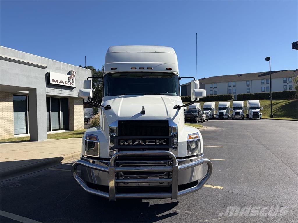 Mack AN64T Sattelzugmaschinen