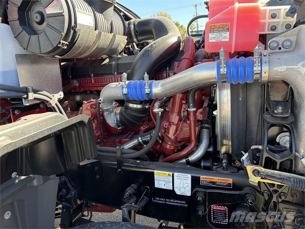 Mack GR64FR Betonmischer