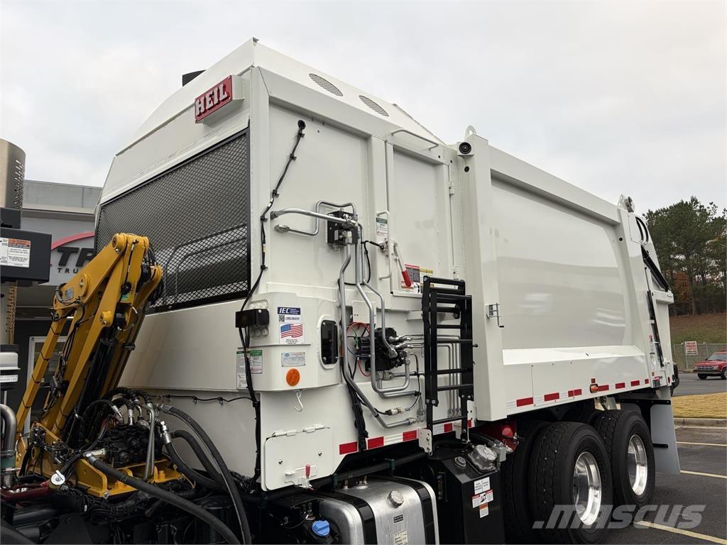 Mack LR64R Andere Fahrzeuge