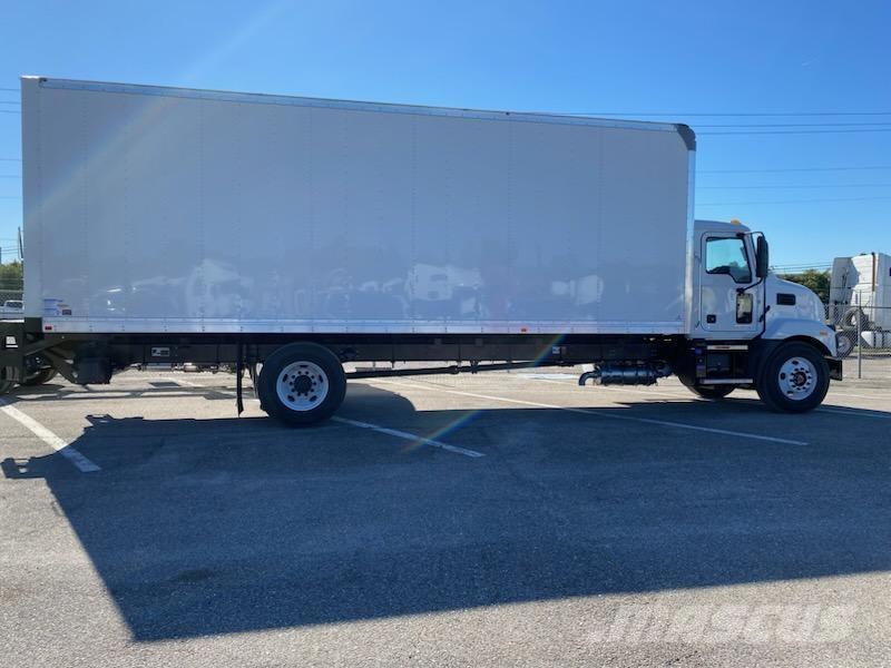 Mack MD6 42R Kofferaufbau