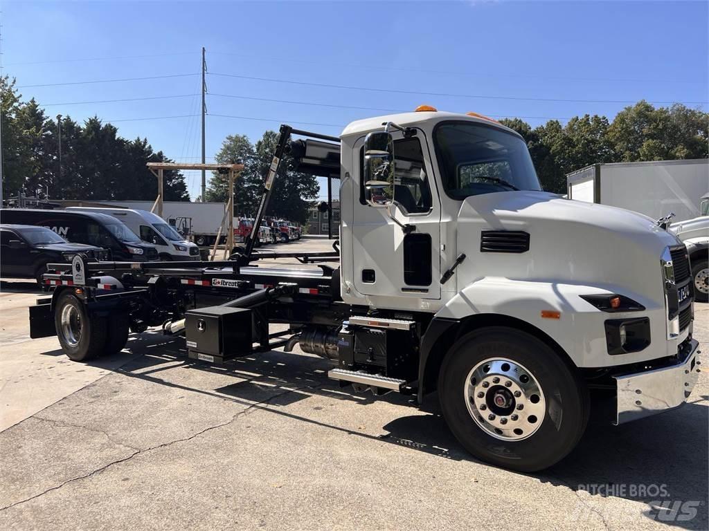 Mack MD7 42R Wechselfahrgestell