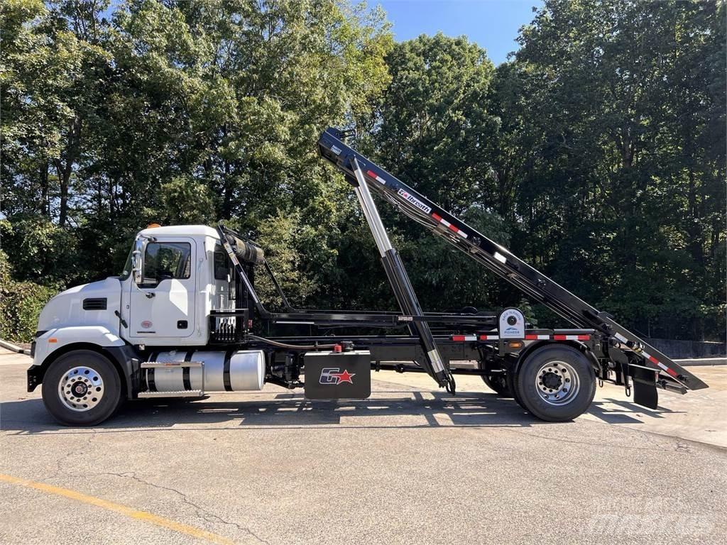 Mack MD7 42R Wechselfahrgestell