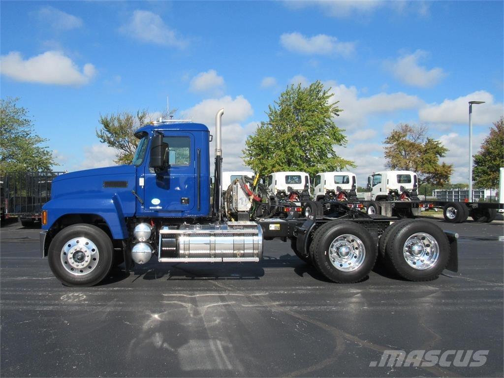 Mack PI64T Sattelzugmaschinen