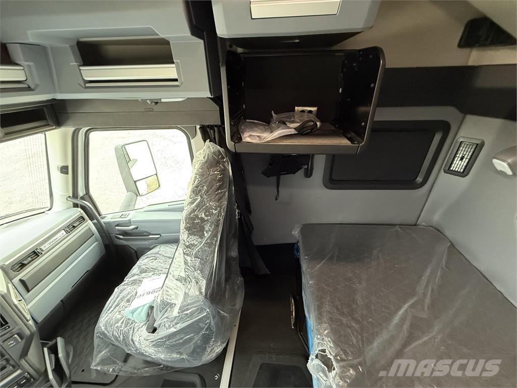 Mack PR64T Sattelzugmaschinen