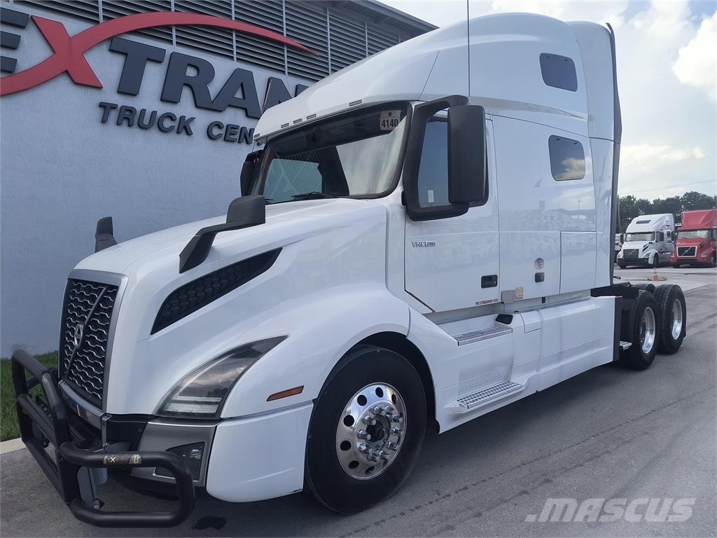 Volvo VNL64T760 Sattelzugmaschinen