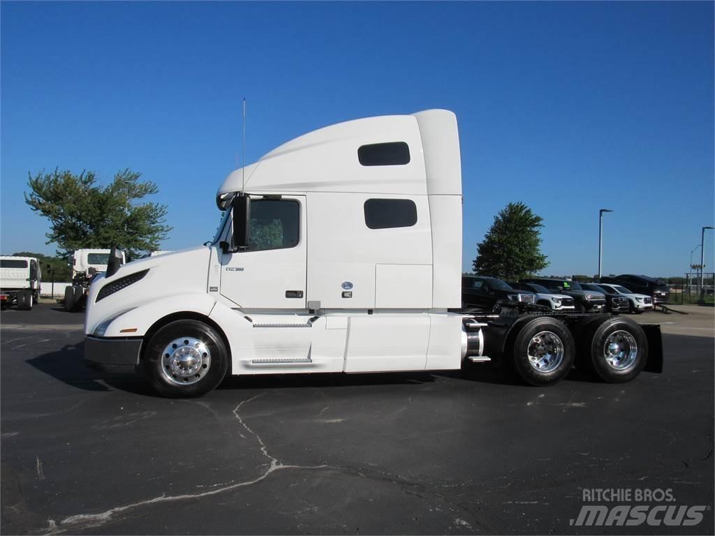 Volvo VNL64T760 Sattelzugmaschinen