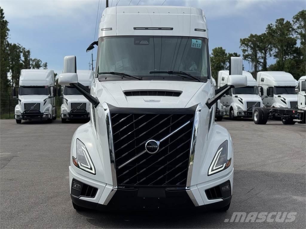 Volvo VNL64T840 Sattelzugmaschinen