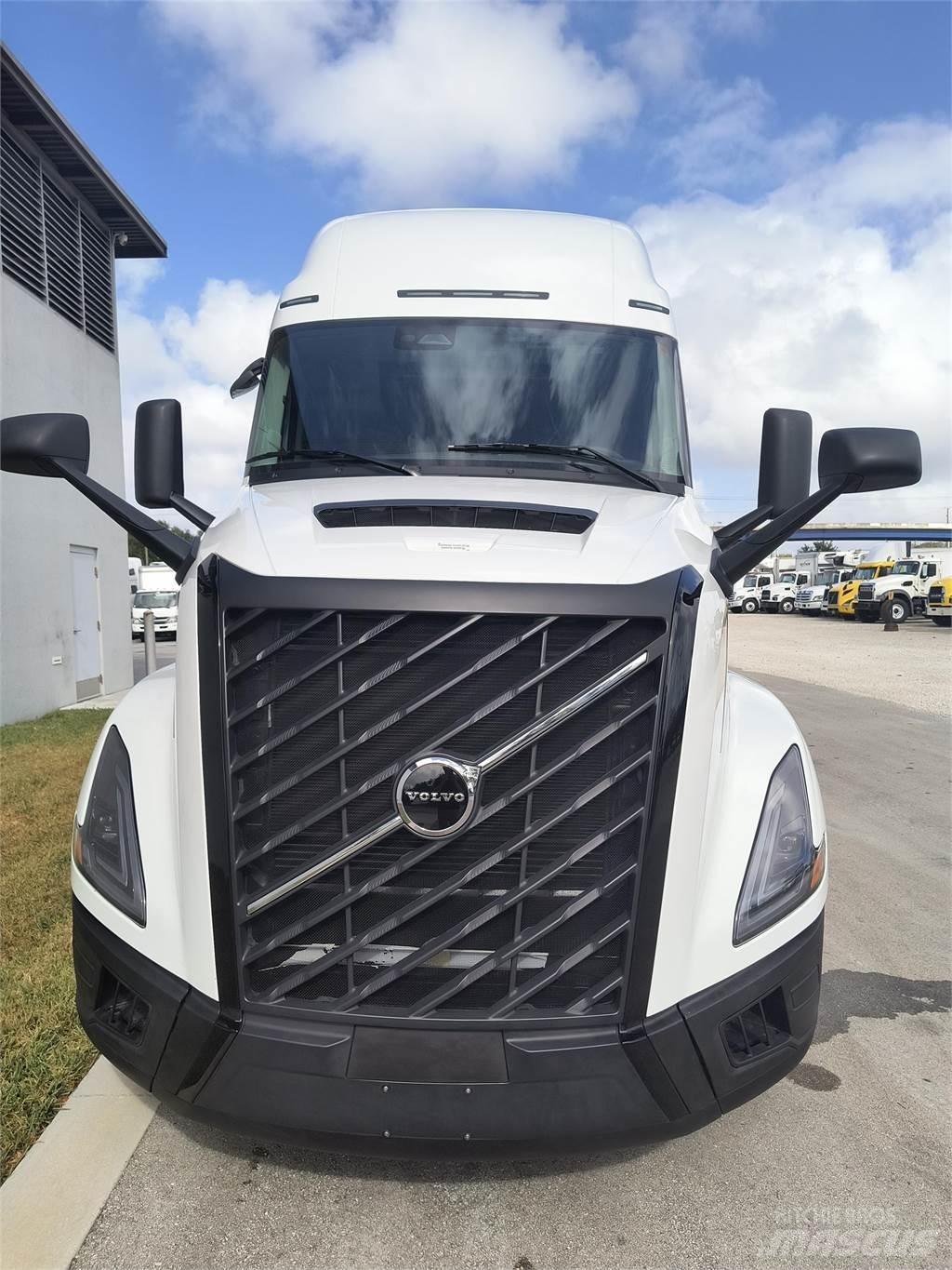 Volvo VNL64T860 Sattelzugmaschinen