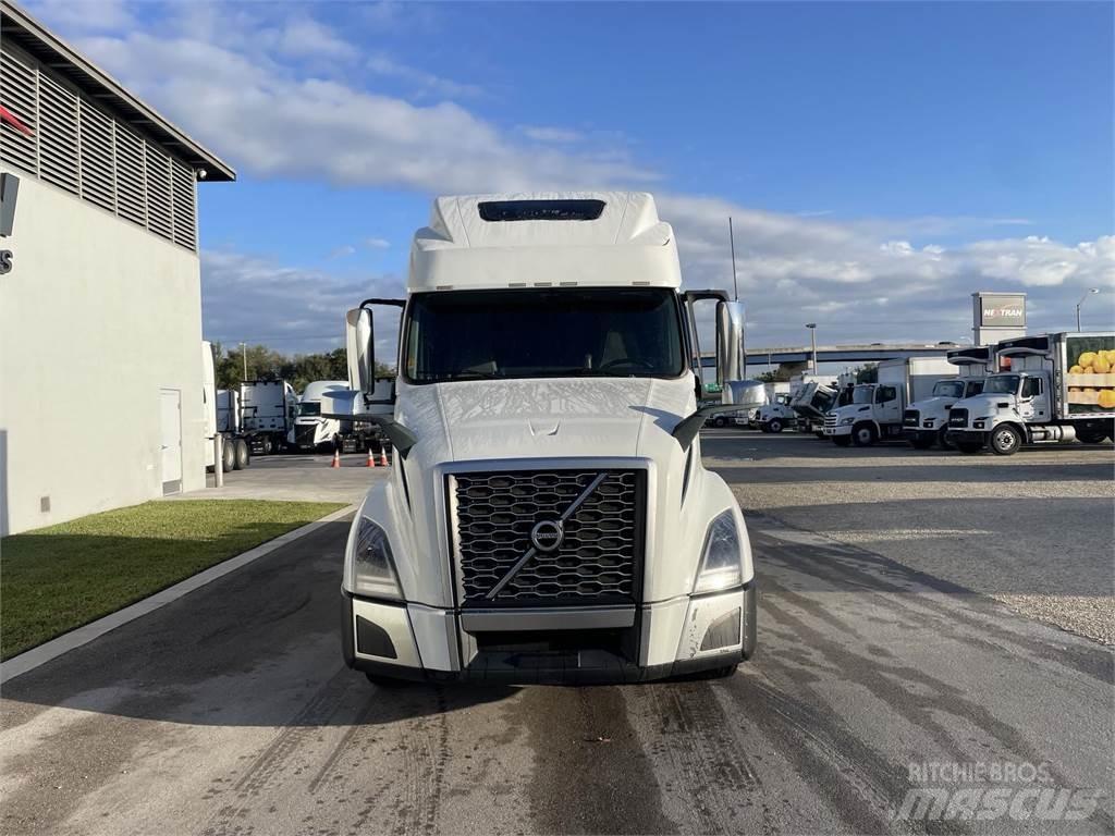 Volvo VNL64T860 Sattelzugmaschinen