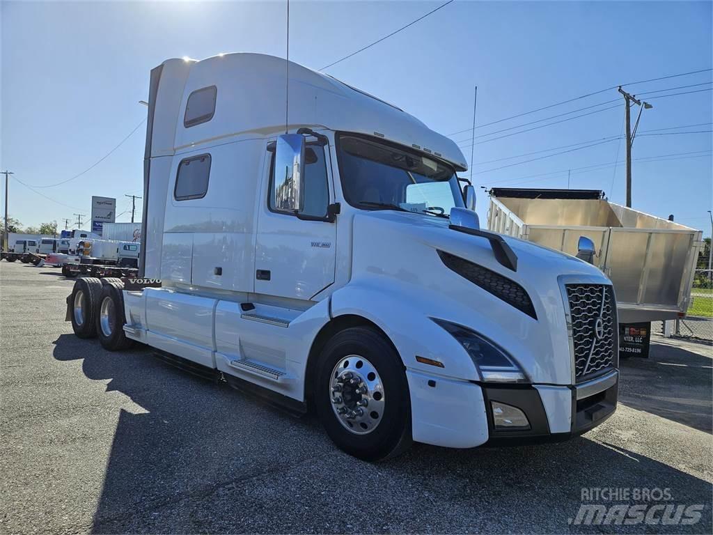 Volvo VNL64T860 Sattelzugmaschinen