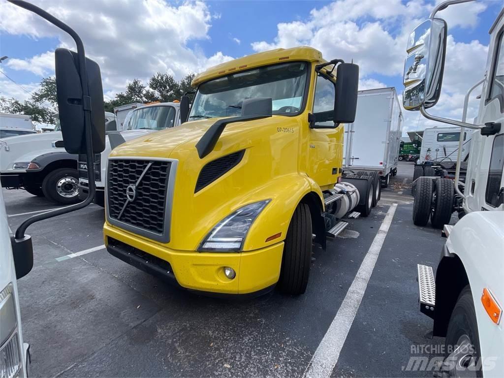 Volvo VNR64T300 Sattelzugmaschinen