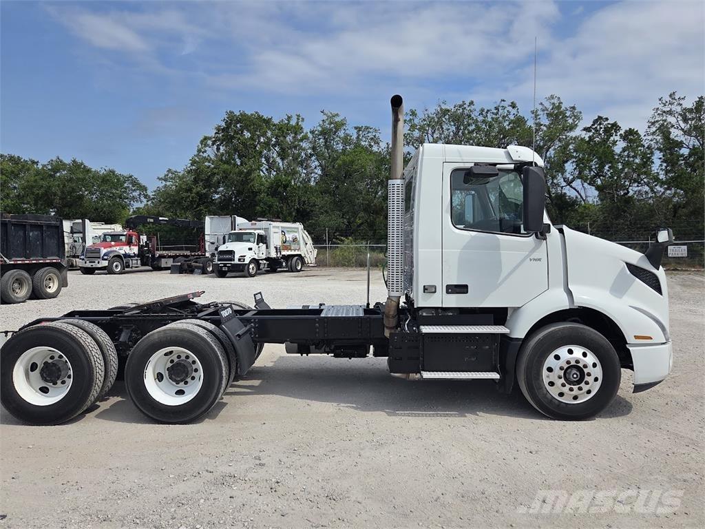 Volvo VNR64T300 Sattelzugmaschinen