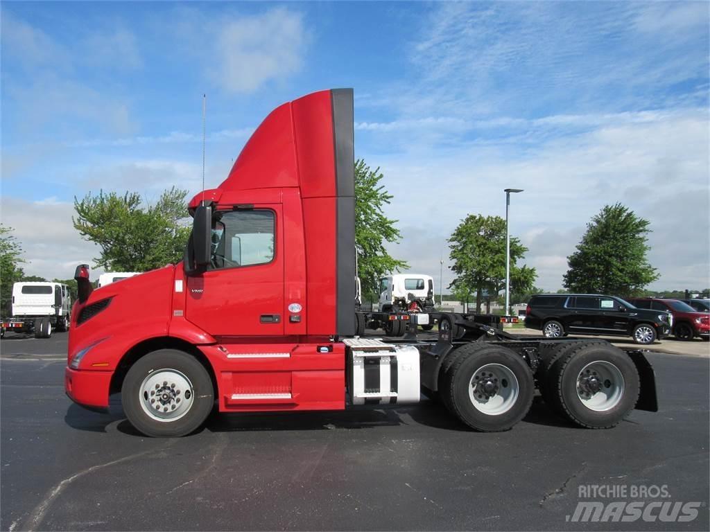 Volvo VNR64T300 Sattelzugmaschinen