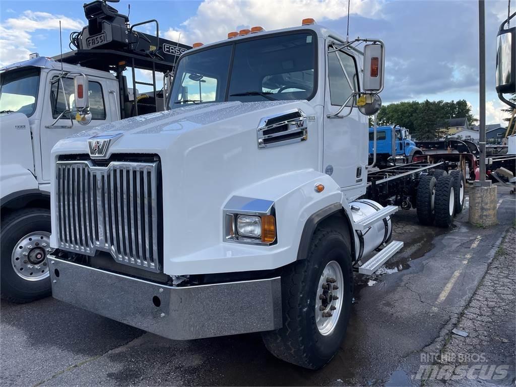 Wstar 4700SB Andere Fahrzeuge