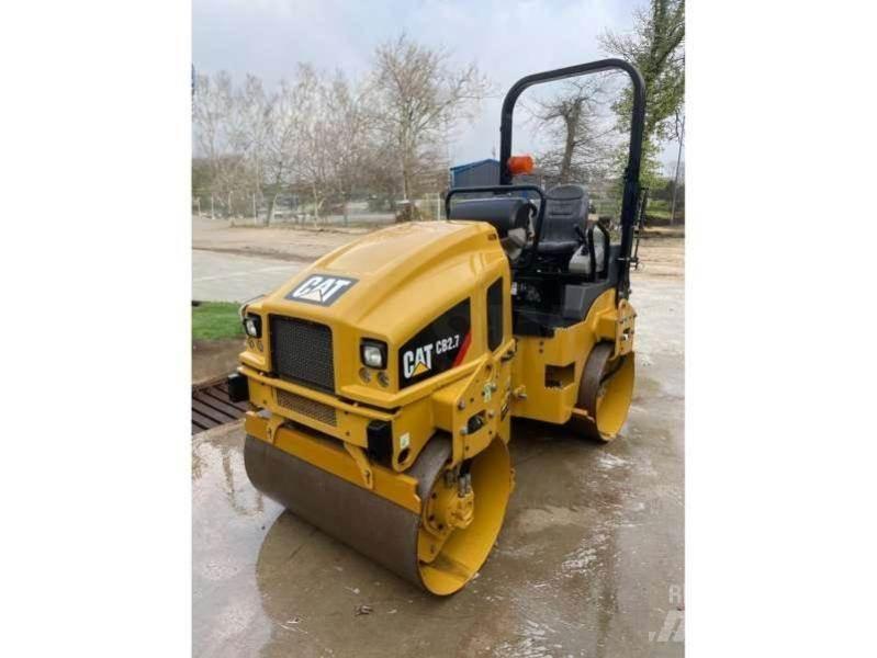 CAT CB2.7 Erdbauwalzen