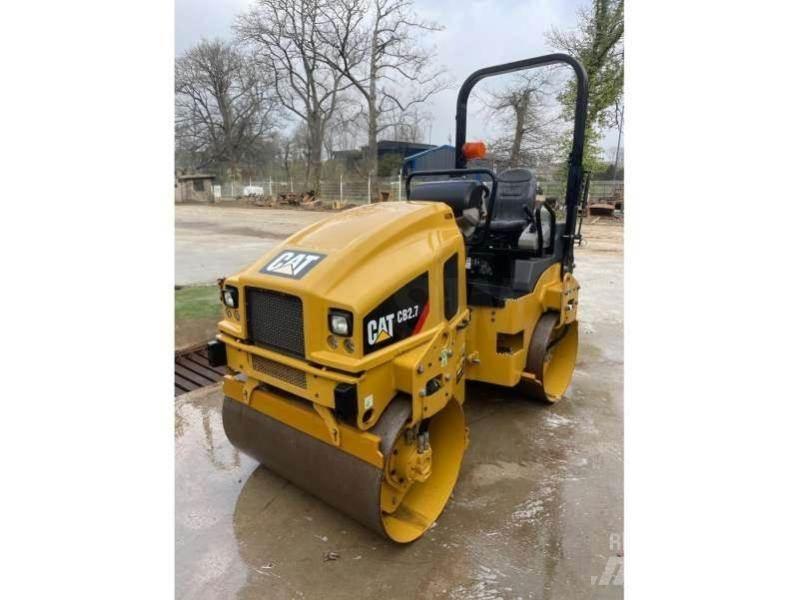 CAT CB2.7 Erdbauwalzen