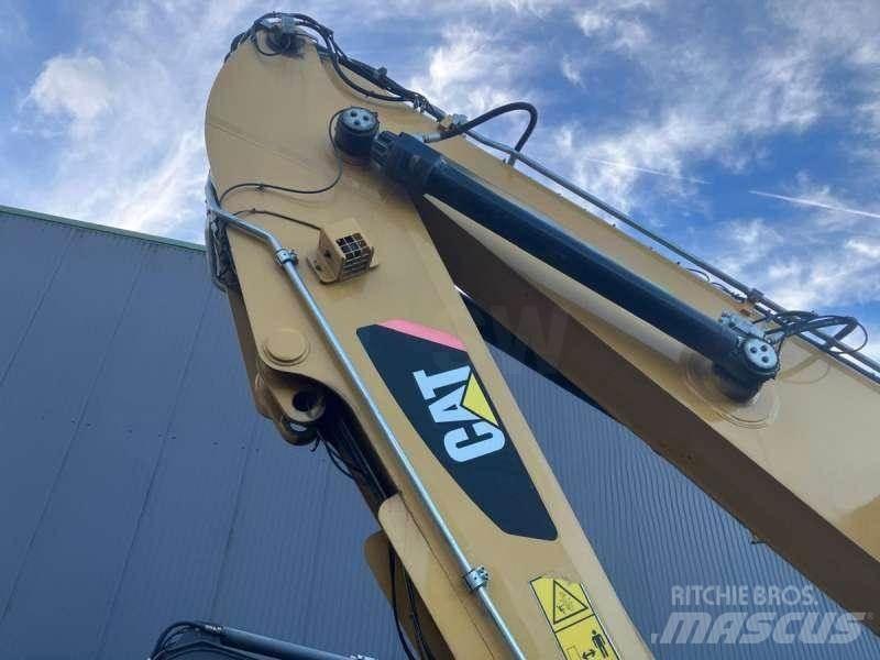 CAT MH3022 Materialumschlag