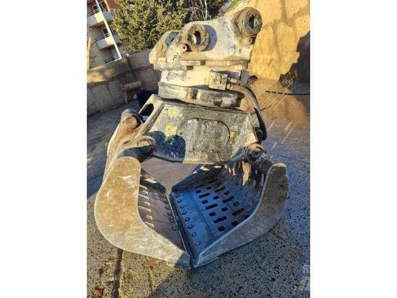 CAT MH3022 Materialumschlag