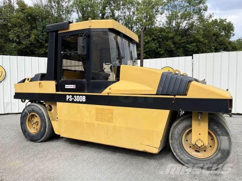 CAT PS300B Erdbauwalzen