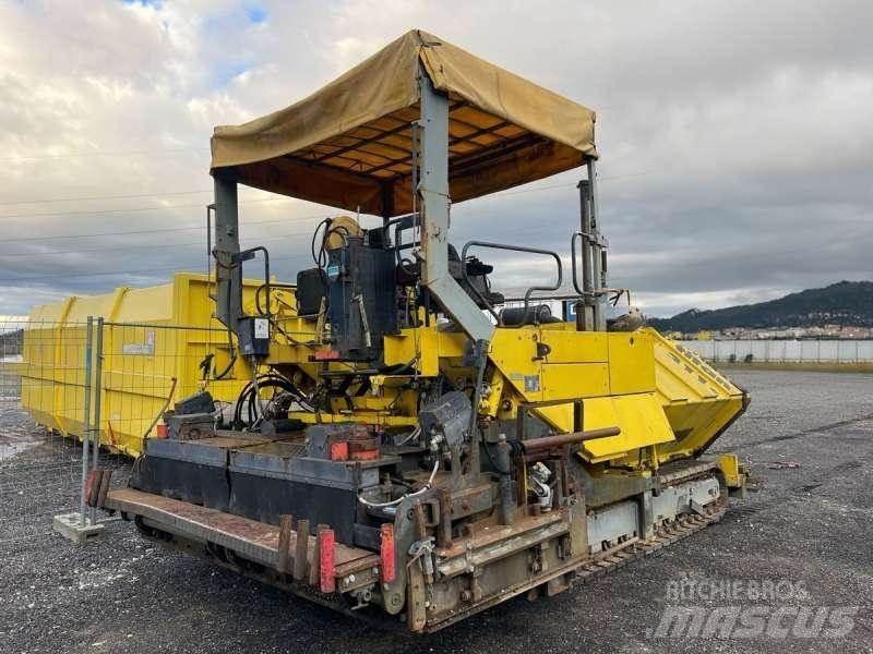 Titan 311S Strassenfertiger