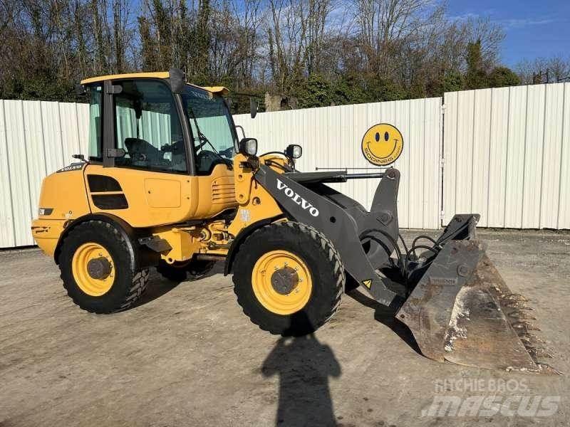 Volvo L28F Minilader