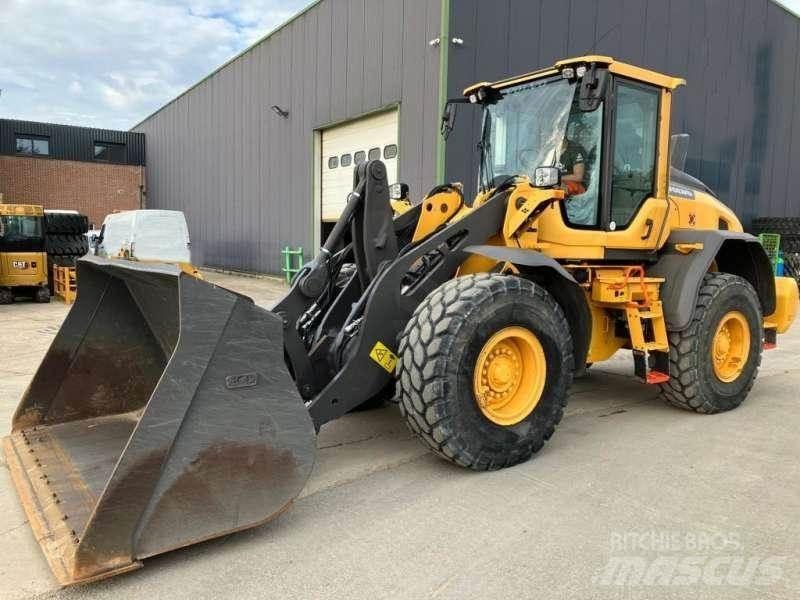 Volvo L90H Radlader