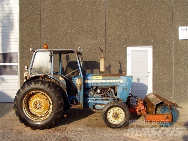 Ford 2000 Traktoren