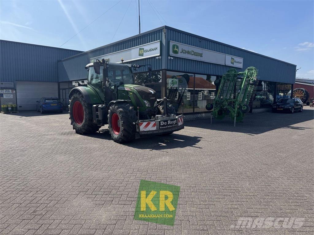 Fendt 720 Vario Traktoren
