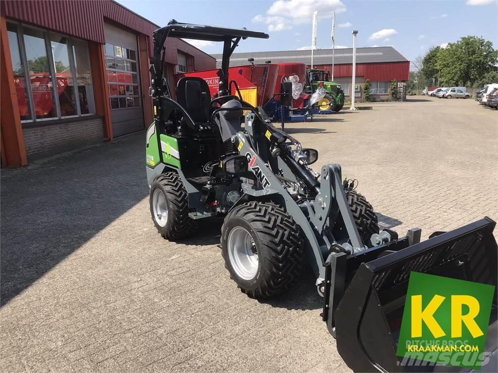 GiANT G2200E Hoflader