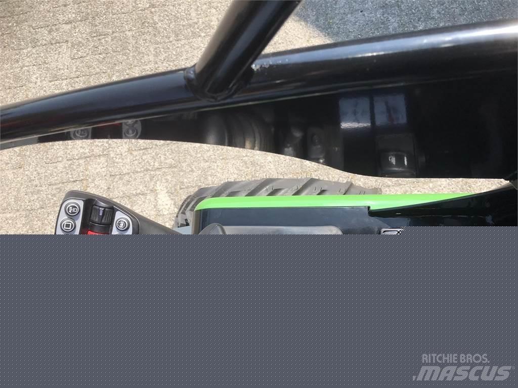 GiANT G2200E Hoflader