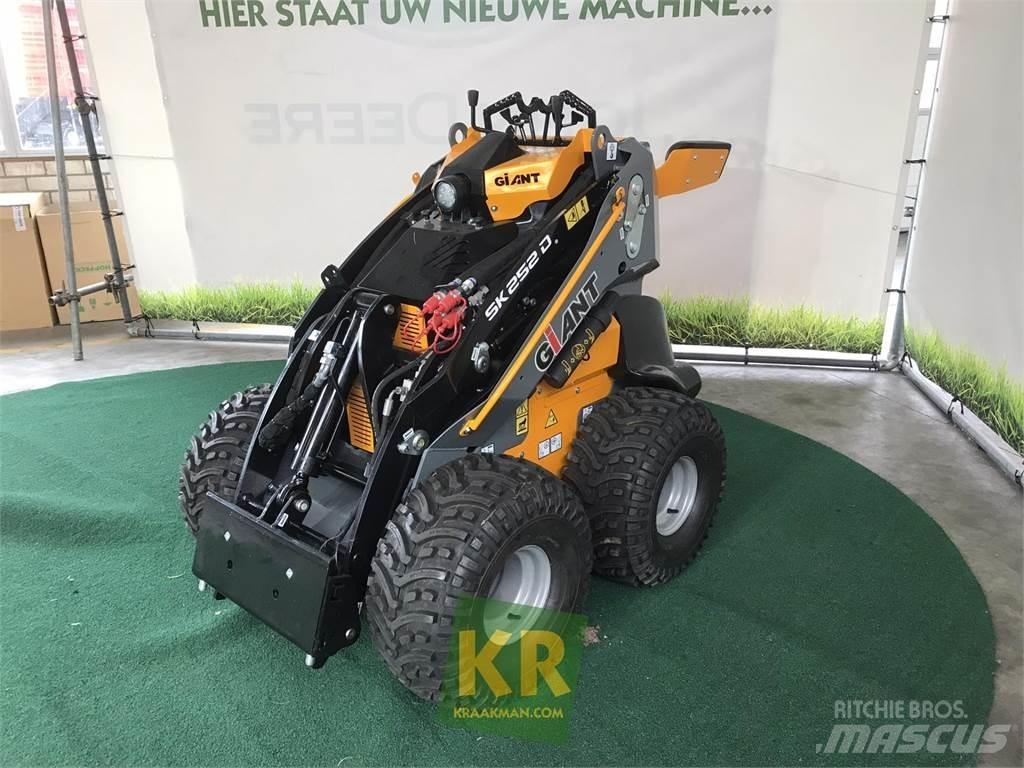 GiANT SK252D Hoflader